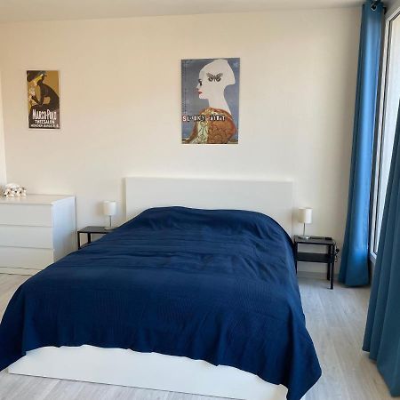 Cozy Studio With Garage In The City Center Plzen Ngoại thất bức ảnh