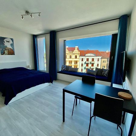 Cozy Studio With Garage In The City Center Plzen Ngoại thất bức ảnh
